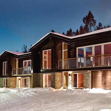 5 Bedroom Cozy In Hébergement de vacances