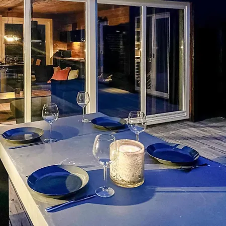 Feriehus 5 Bedroom Cozy In