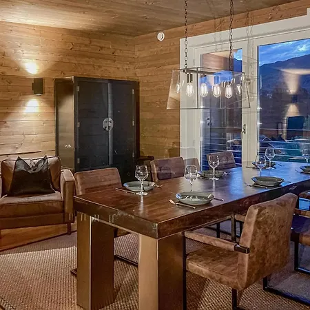 Holiday home 5 Bedroom Cozy In *